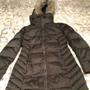Tahari winter coat! Brand new with tags.